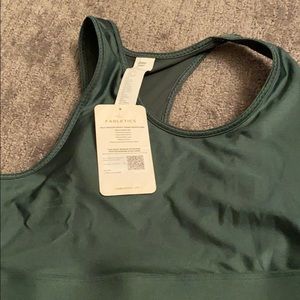sports bra